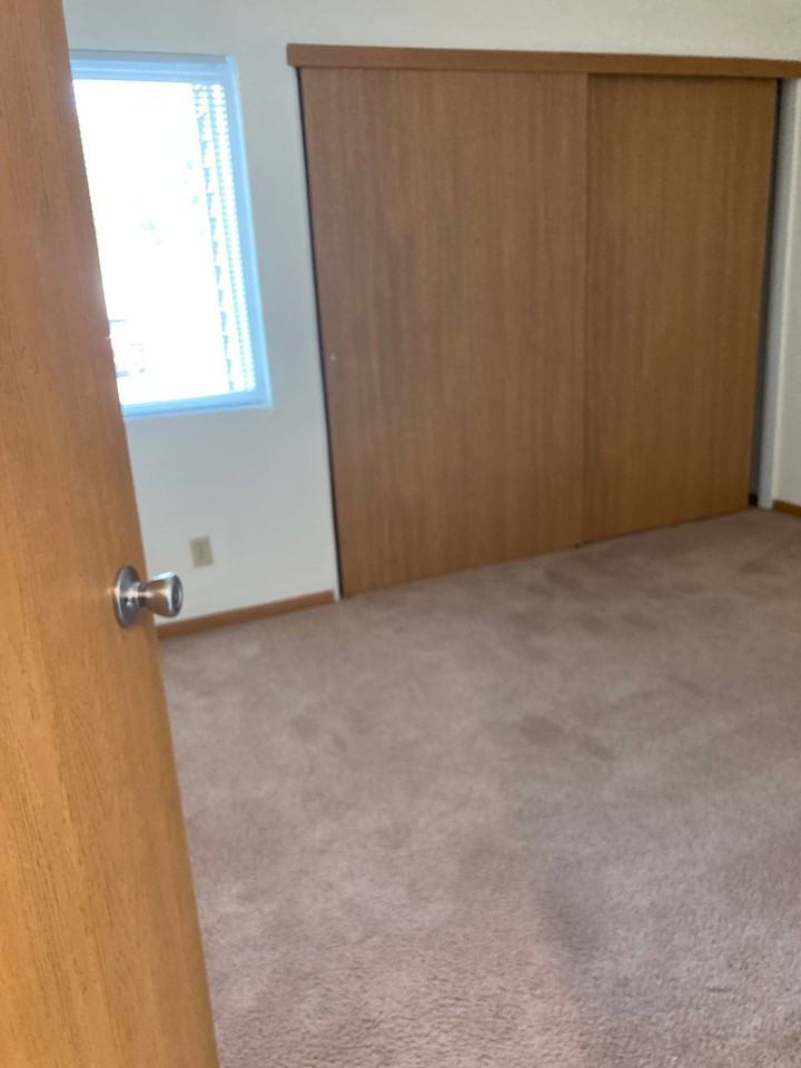 417 N Elizabeth LLC - Photo 5 of 9