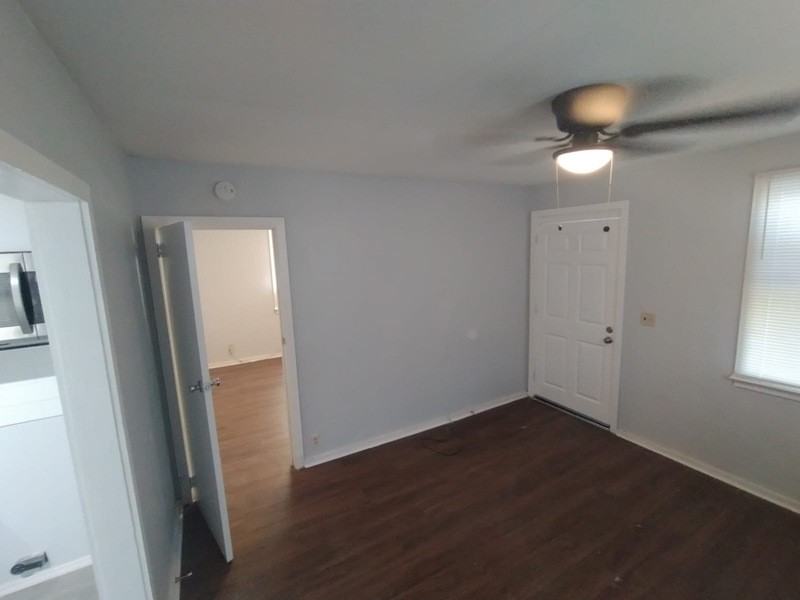 1340 Ida St - Photo 3 of 15