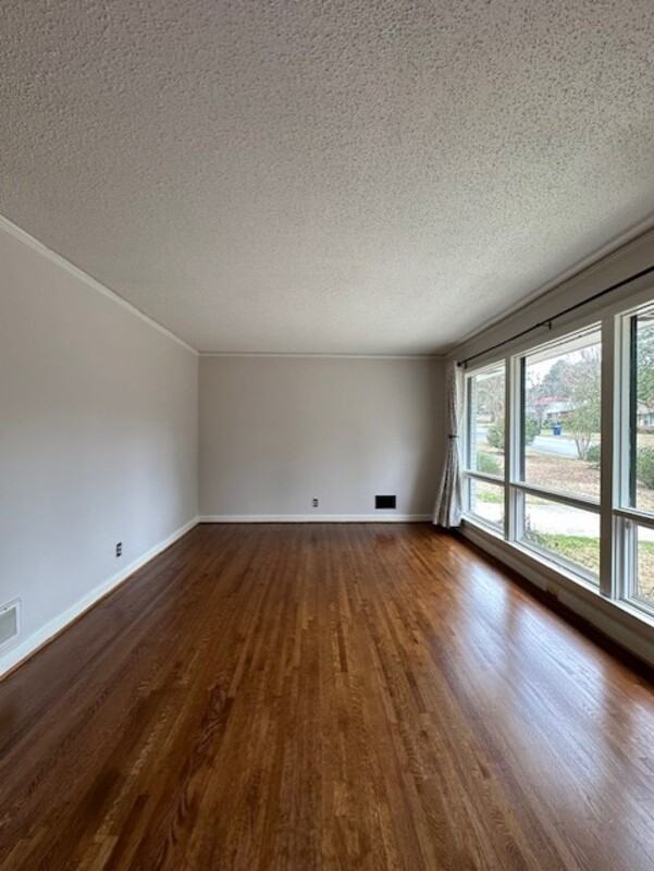 2612 Sheryl Ln - Photo 3 of 22