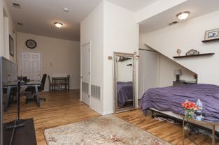 1230 N Greenview Ave #2F - Photo 1 of 1