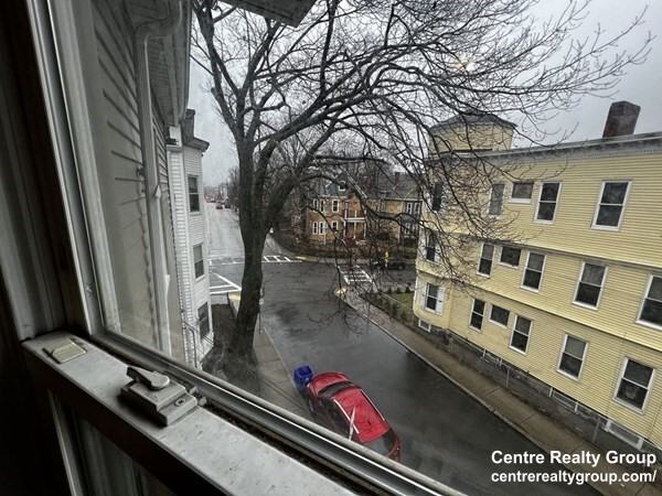 22 Bynner St #2 - Photo 5 of 14