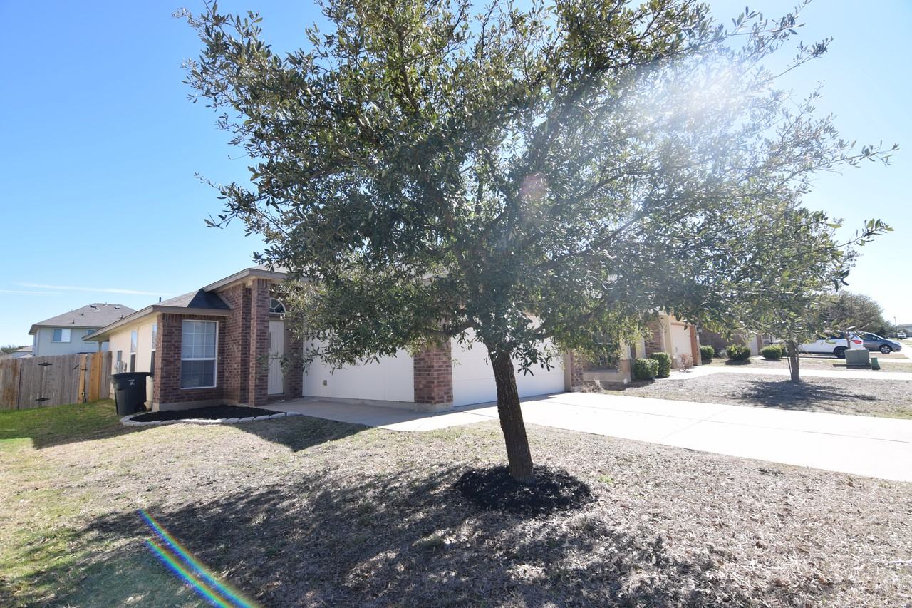 5106 Allegany Dr - Photo 2 of 19