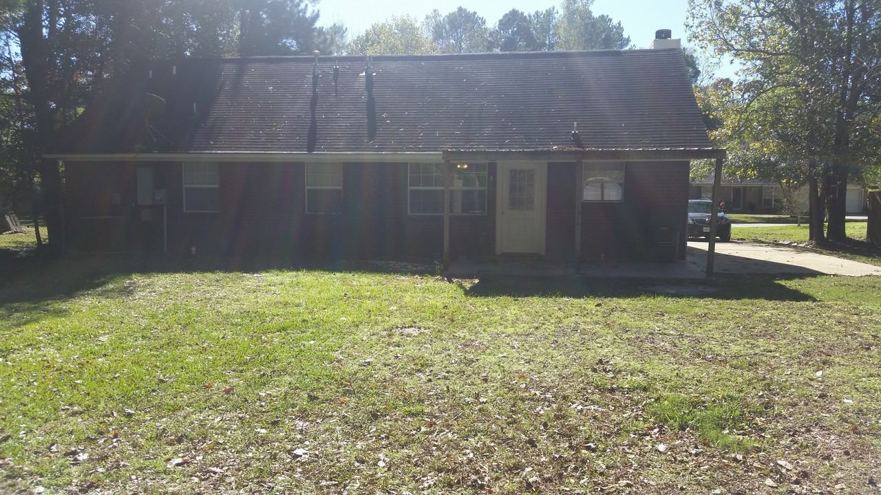 410 Northern Oak St - Photo 2 of 11