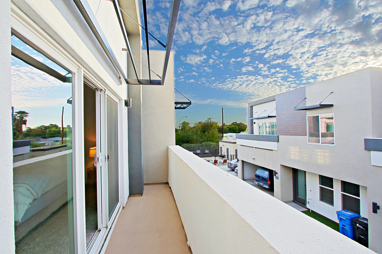 Luxana Apartments - Photo 3 of 50