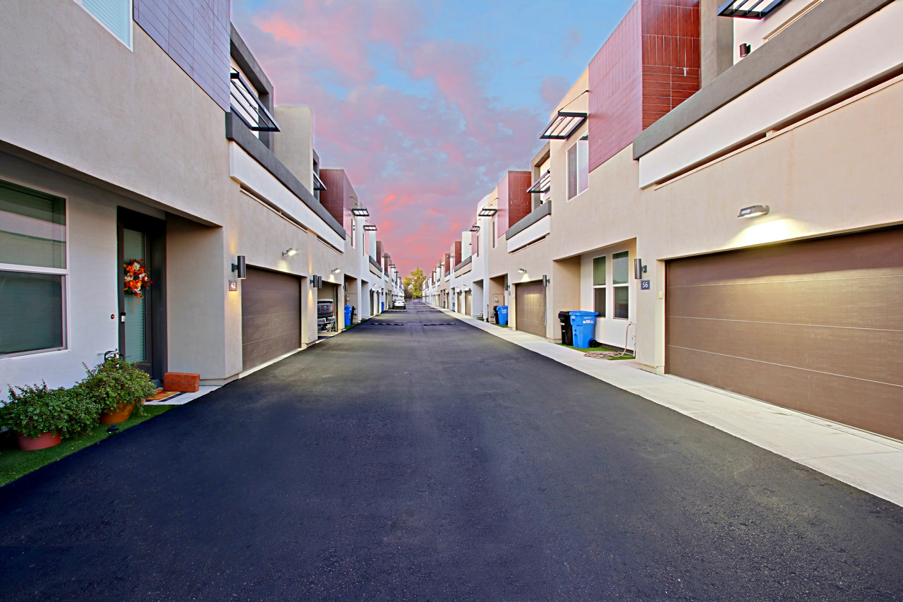 Luxana Apartments - Photo 6 of 50