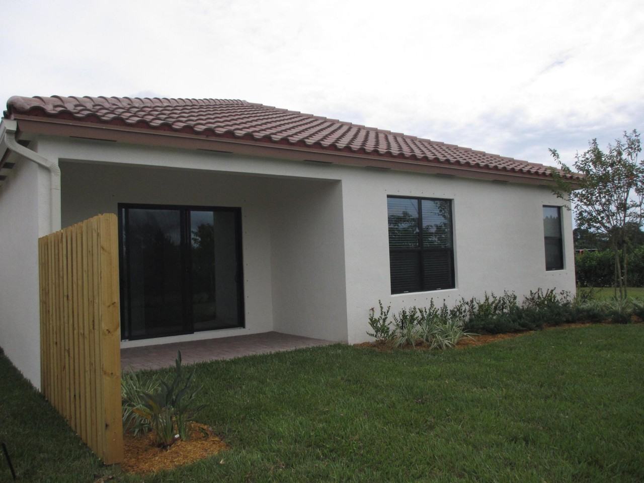 4541 Gulf Sounds Lane - Photo 2 of 11