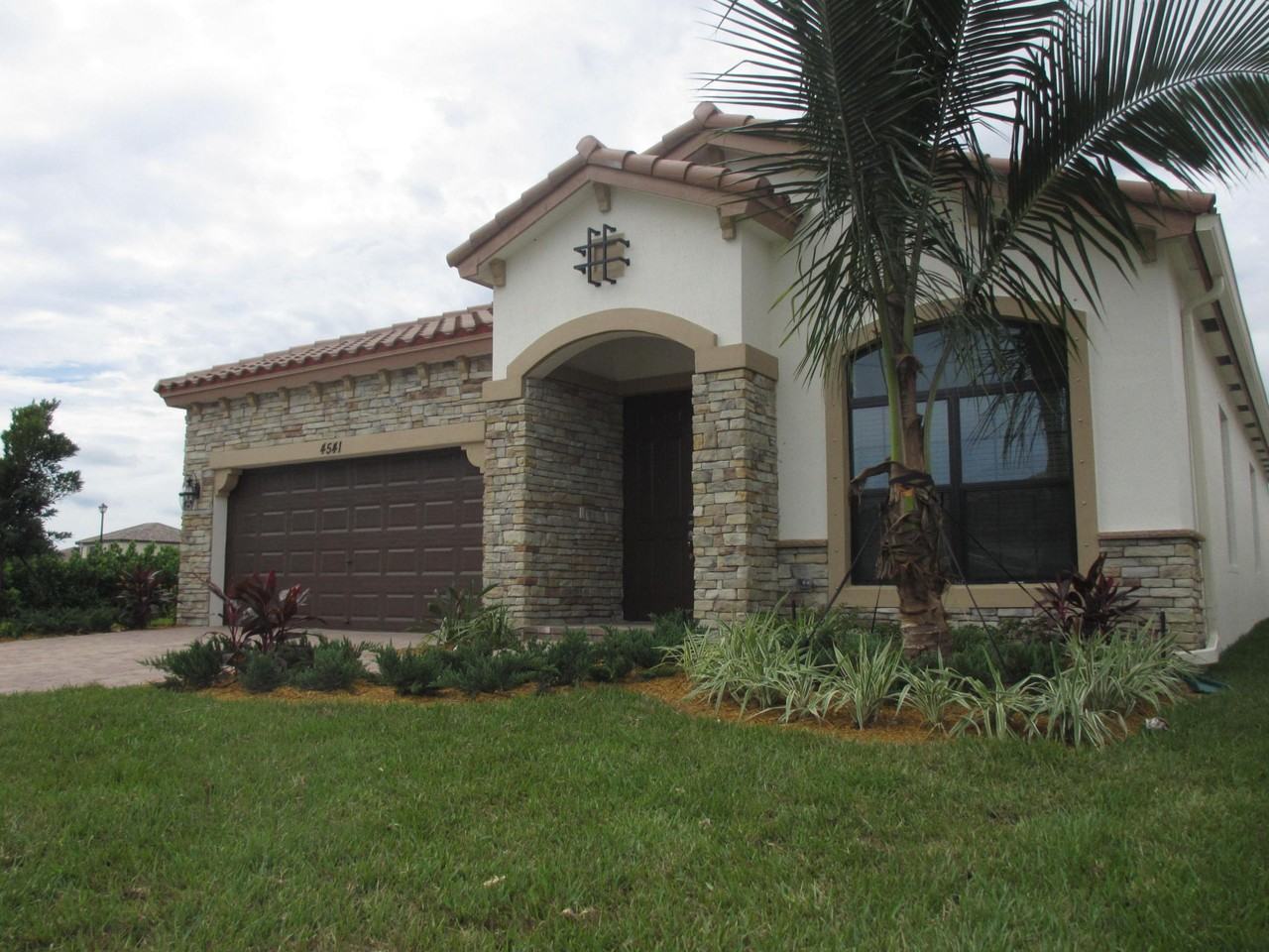 4541 Gulf Sounds Lane - Photo 3 of 11