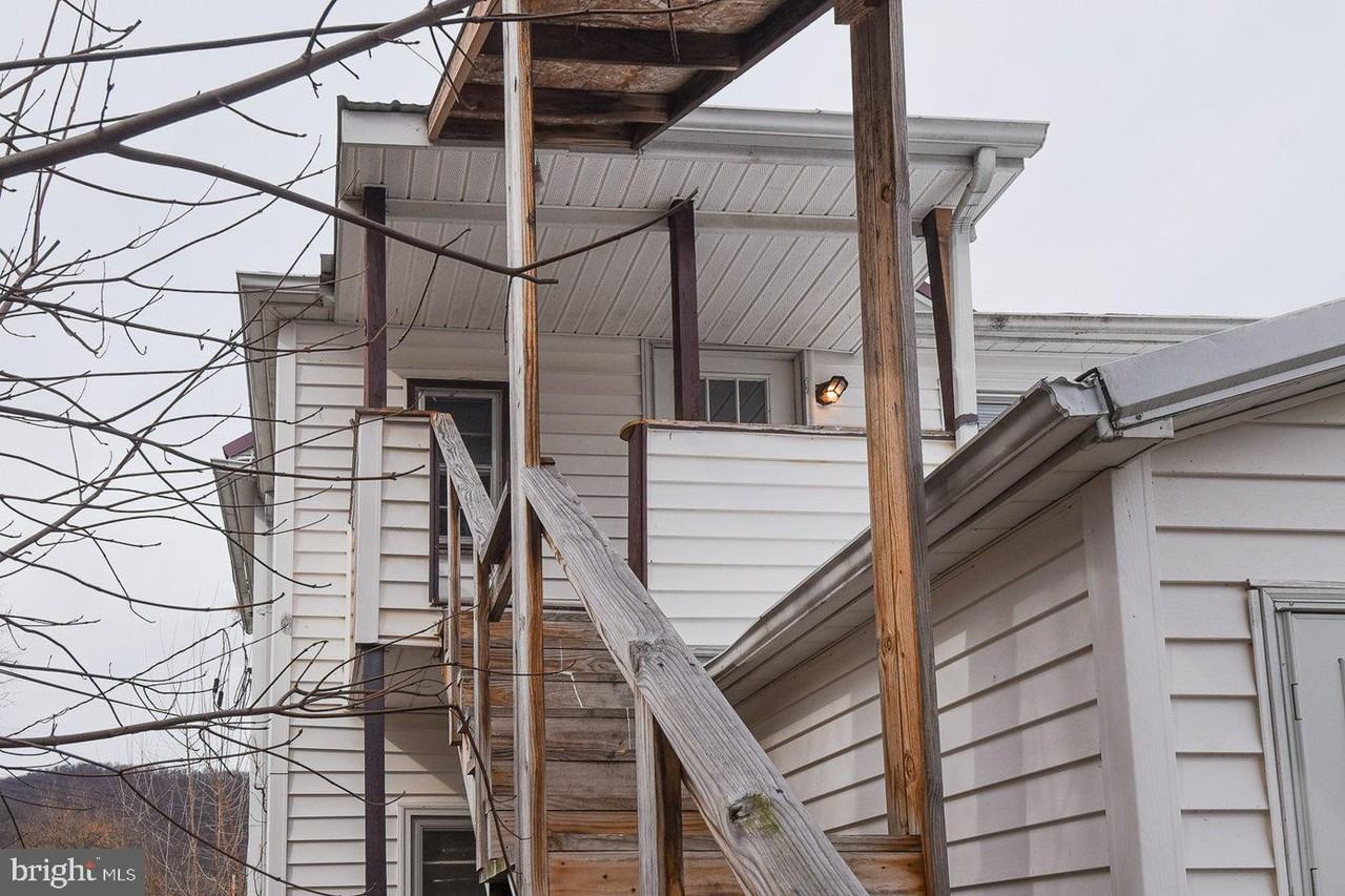 33 1/2 C St, Keyser, WV 26726 2 Bedroom Apartment for 850/month Zumper