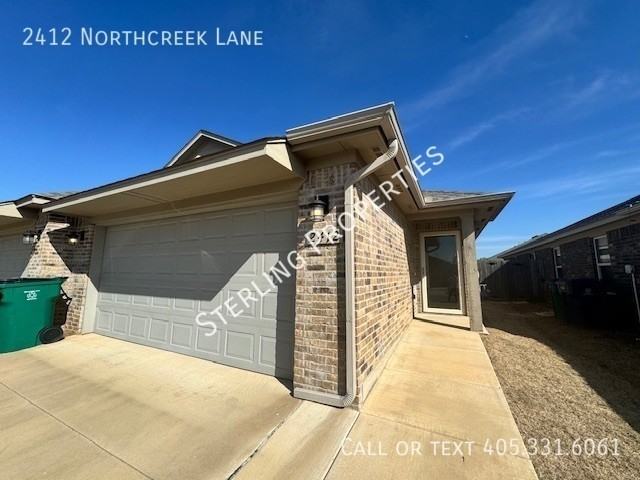 2412 Northcreek Ln - Photo 2 of 24