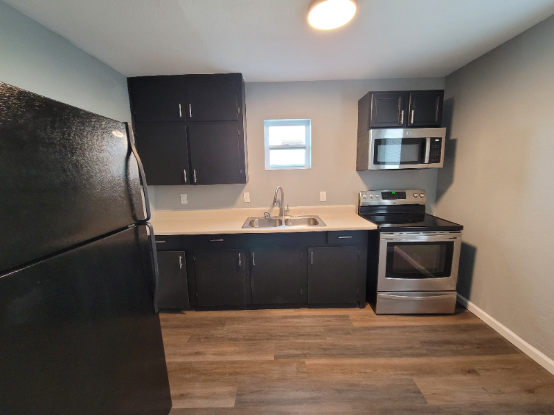 409 N Sterling Ave #2C - Photo 4 of 13