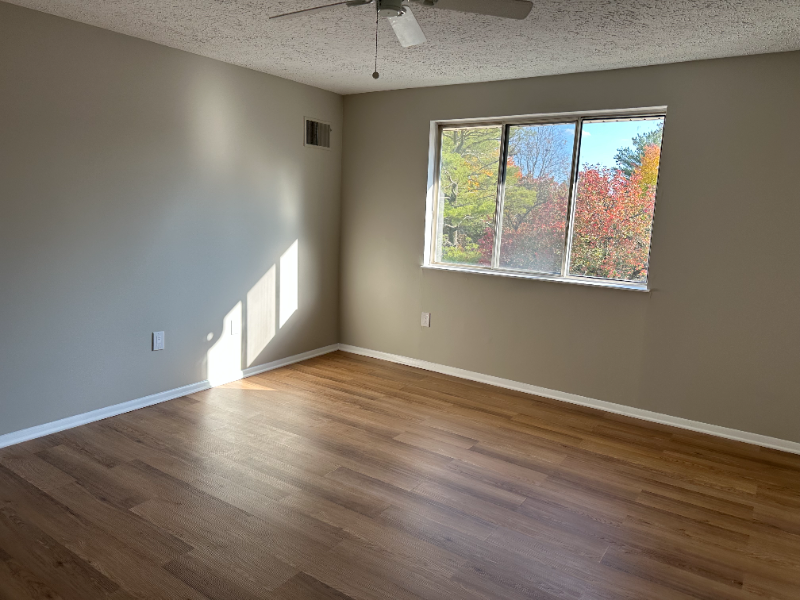 12417 Hickory Tree Way #J - Photo 2 of 15