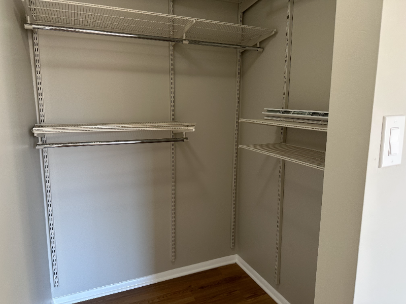 12417 Hickory Tree Way #J - Photo 3 of 15