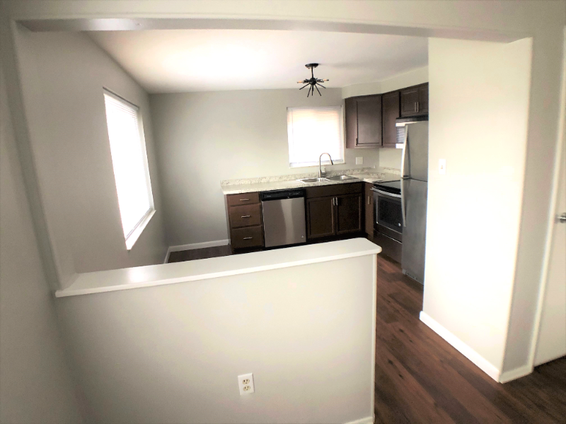 162 Pointview Rd #1 - Photo 3 of 12