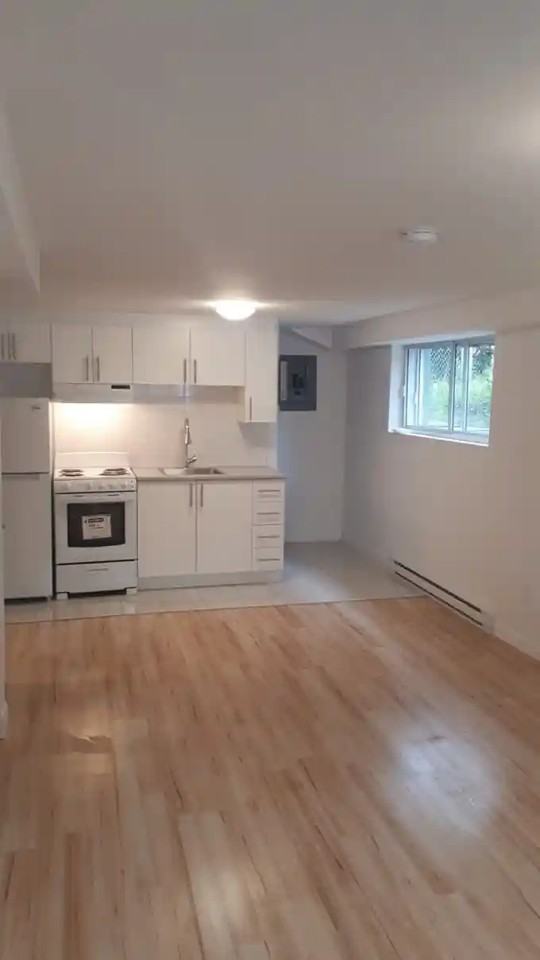 6640 44e Avenue A - Photo 2 of 7