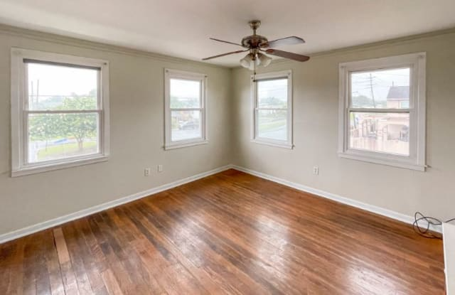 6203 Warrington Dr #6203 - Photo 2 of 5