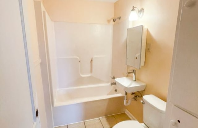 6203 Warrington Dr #6203 - Photo 3 of 5