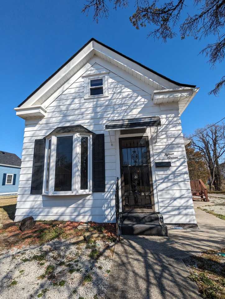 1516 Walnut St #NA - Photo 2 of 25