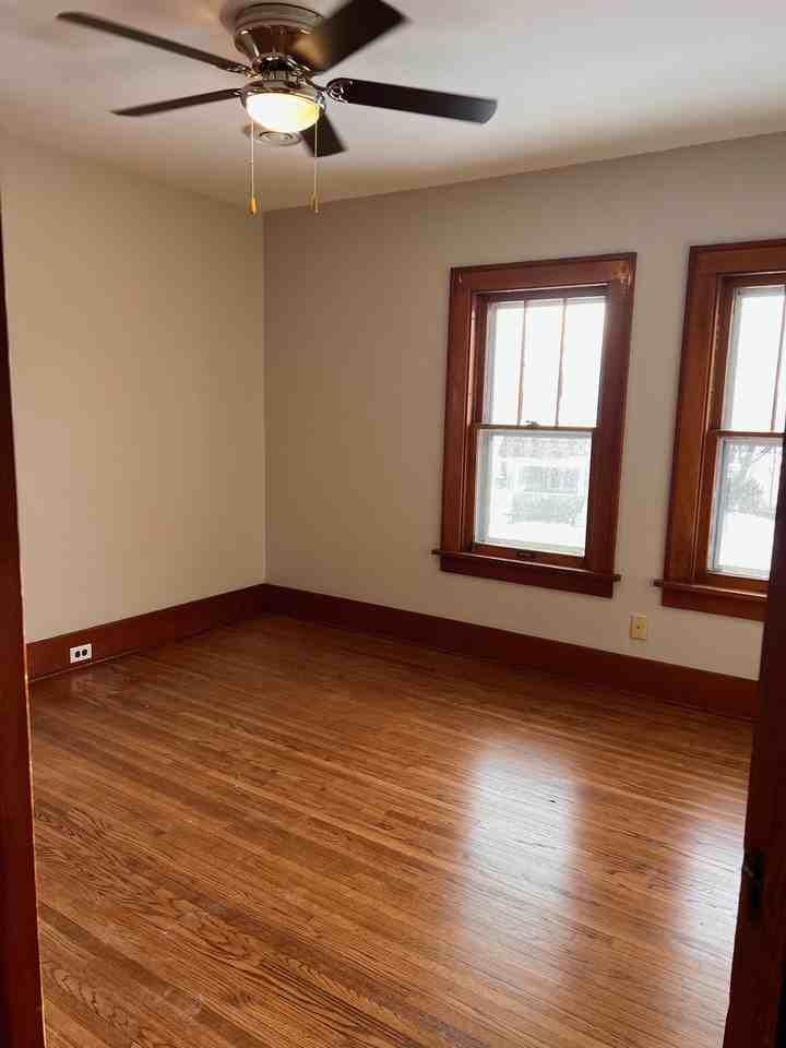 907 Albion Ave #NA - Photo 4 of 19