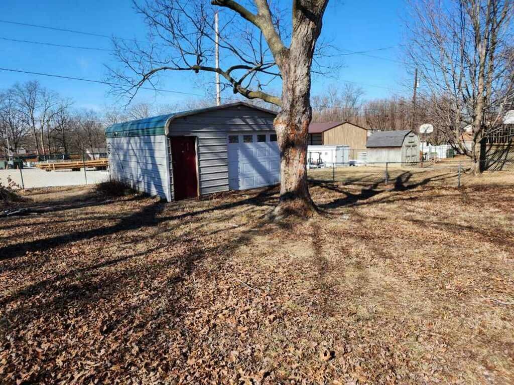 43 W Crownview #NA - Photo 2 of 12