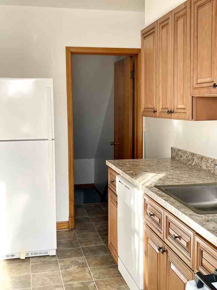 1242 Delbert Ave #NA - Photo 3 of 9