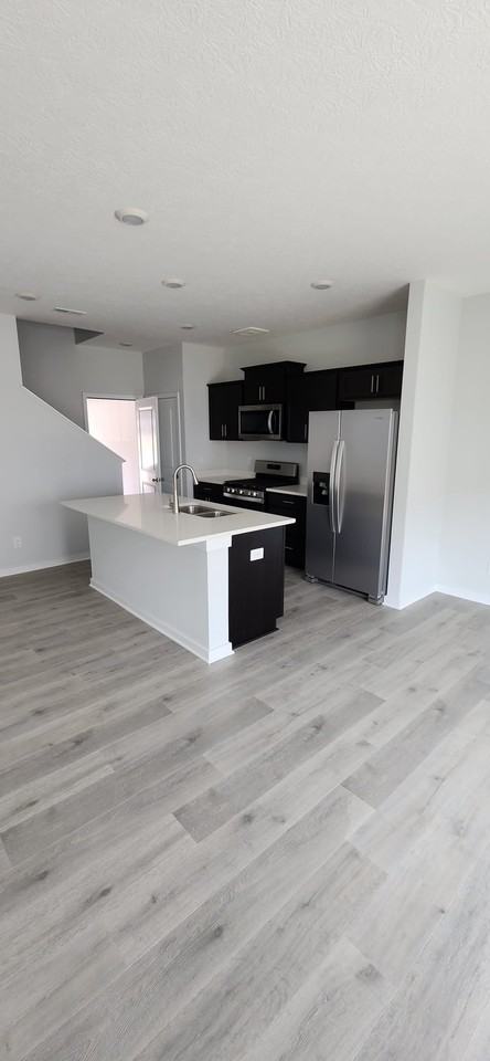 1460 Doubleday Dr #1460 - Photo 3 of 21