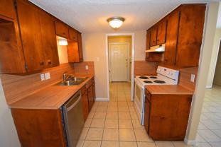 2100 Breezeway Cir #3 - Photo 1 of 1