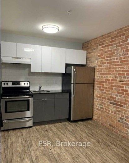 2820 Dundas Street West - Photo 2 of 7