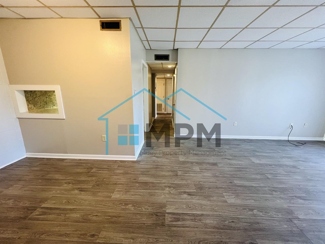 900 Riverside Dr #114 - Photo 2 of 13