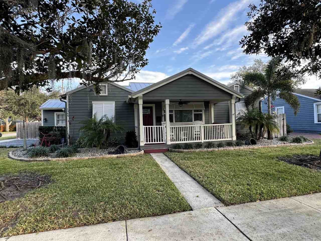 1345 W Smith St #1 - Photo 2 of 29