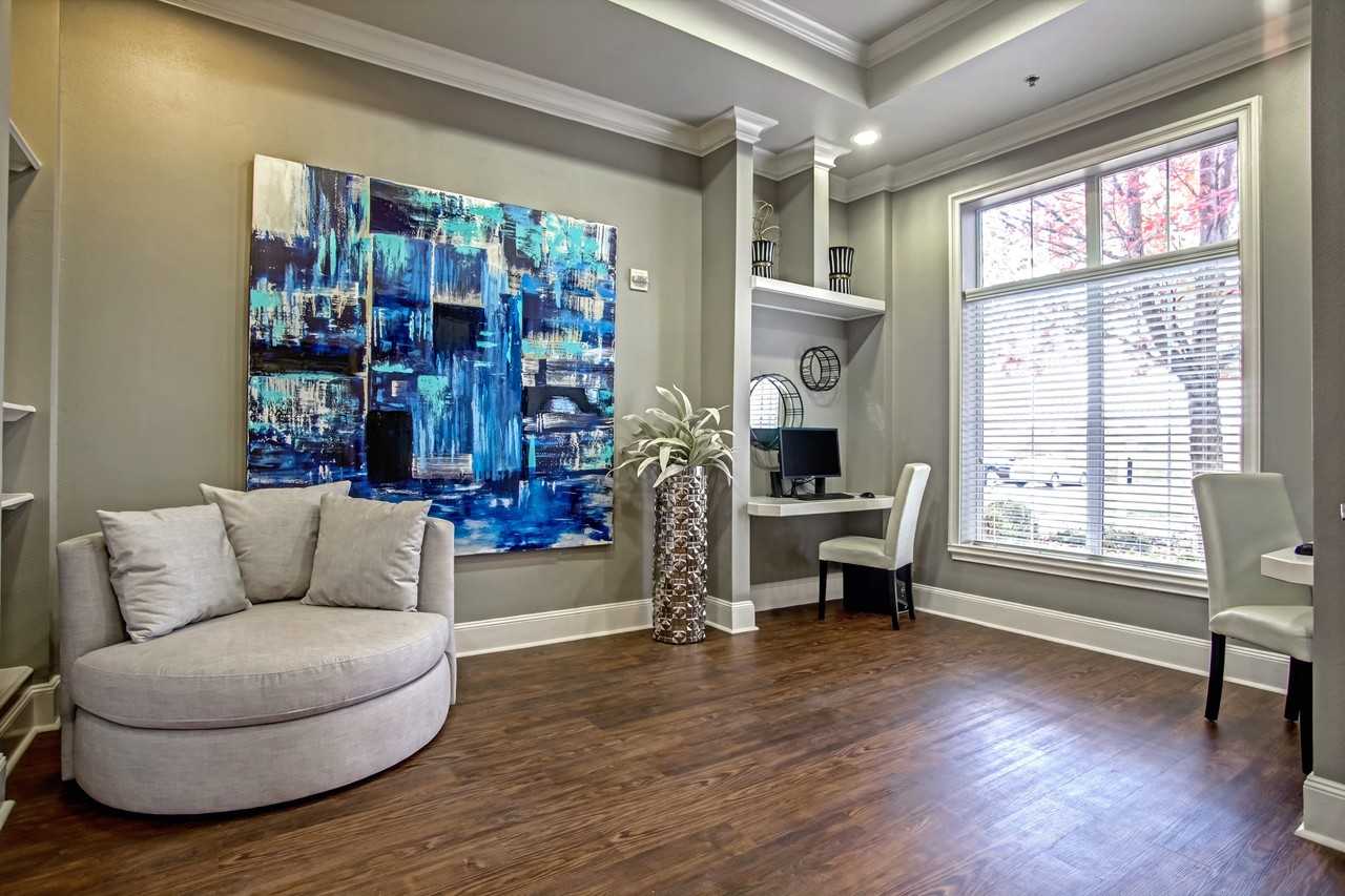 Stoneleigh Centerton Apartments - Photo 7 of 37