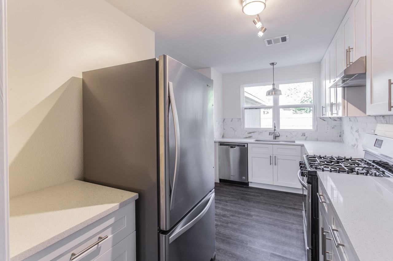 17009 Ardisia Dr - Photo 6 of 15