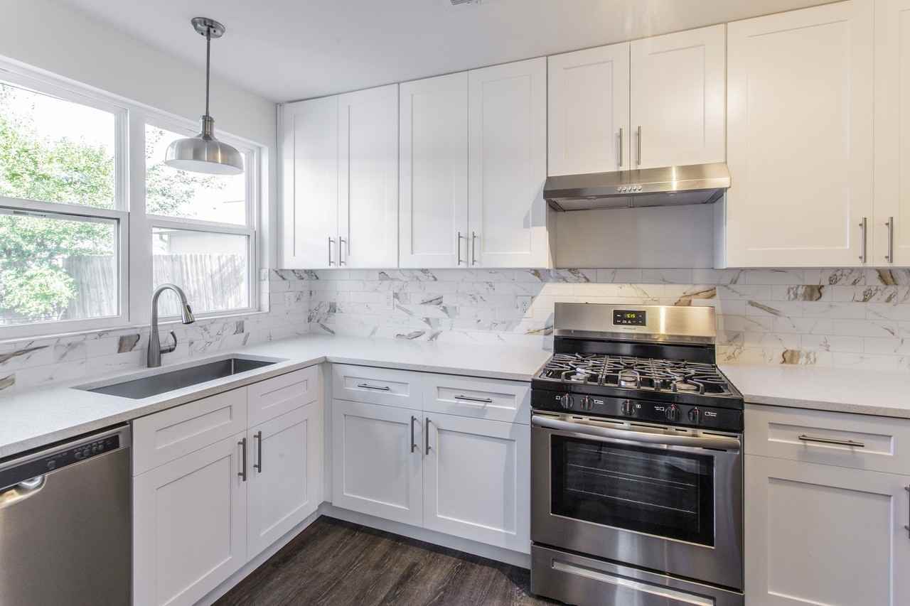 17009 Ardisia Dr - Photo 7 of 15