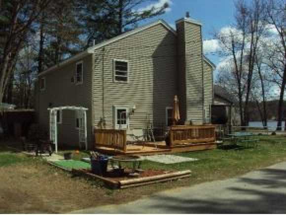 61 Ashuelot Dr - Photo 2 of 19