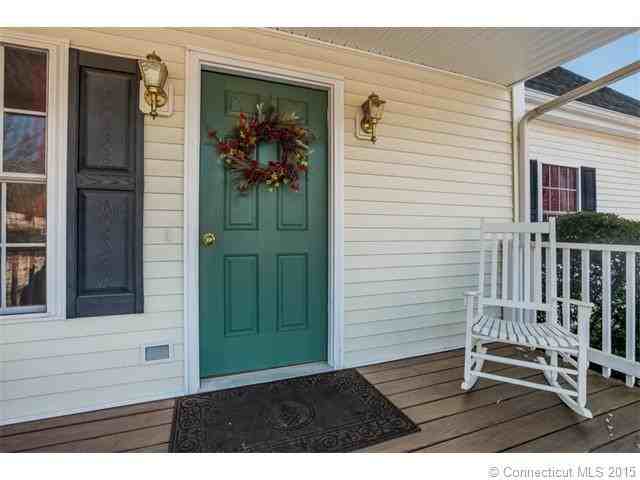 707 Little City Rd - Photo 3 of 34