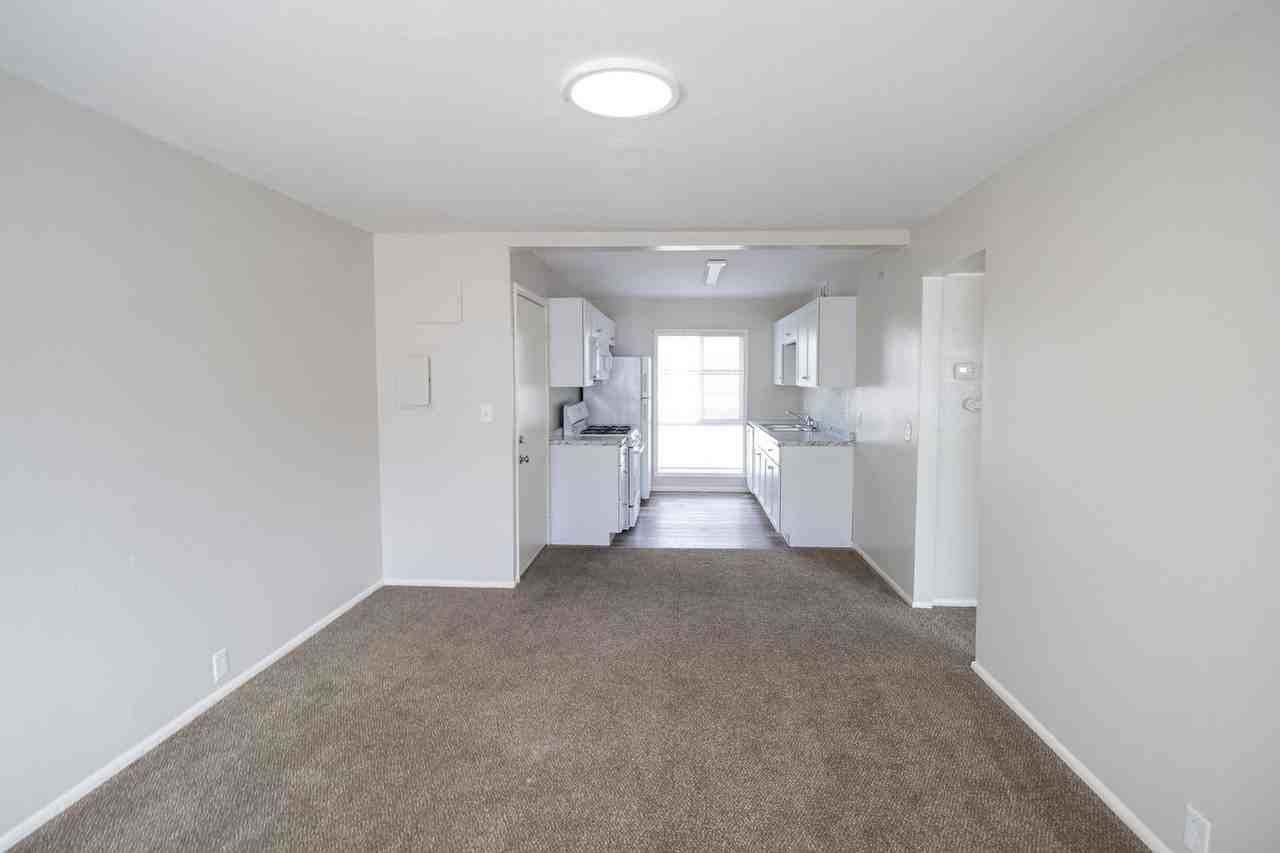 Eastgate Apartments - Photo 5 of 10