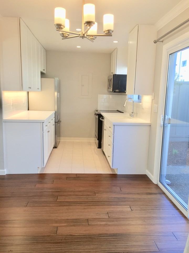 Village Square Townhouses - Photo 3 of 40