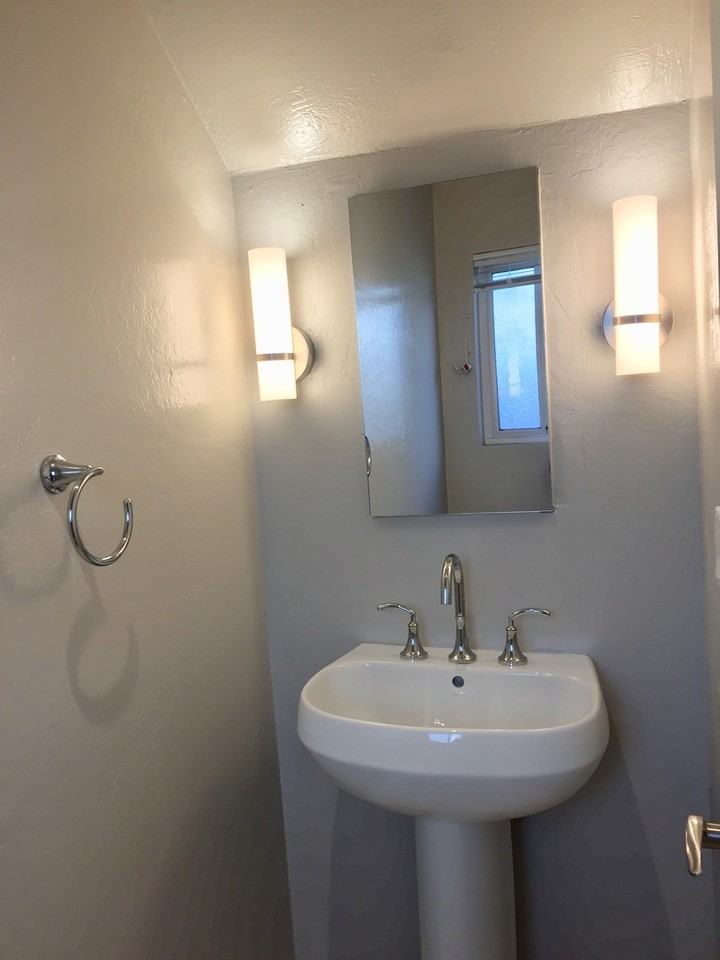 Village Square Townhouses - Photo 7 of 40