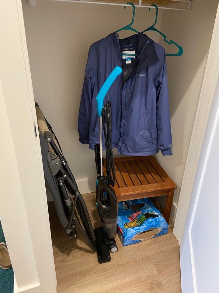 134 - 217 S Neil - Photo 5 of 50