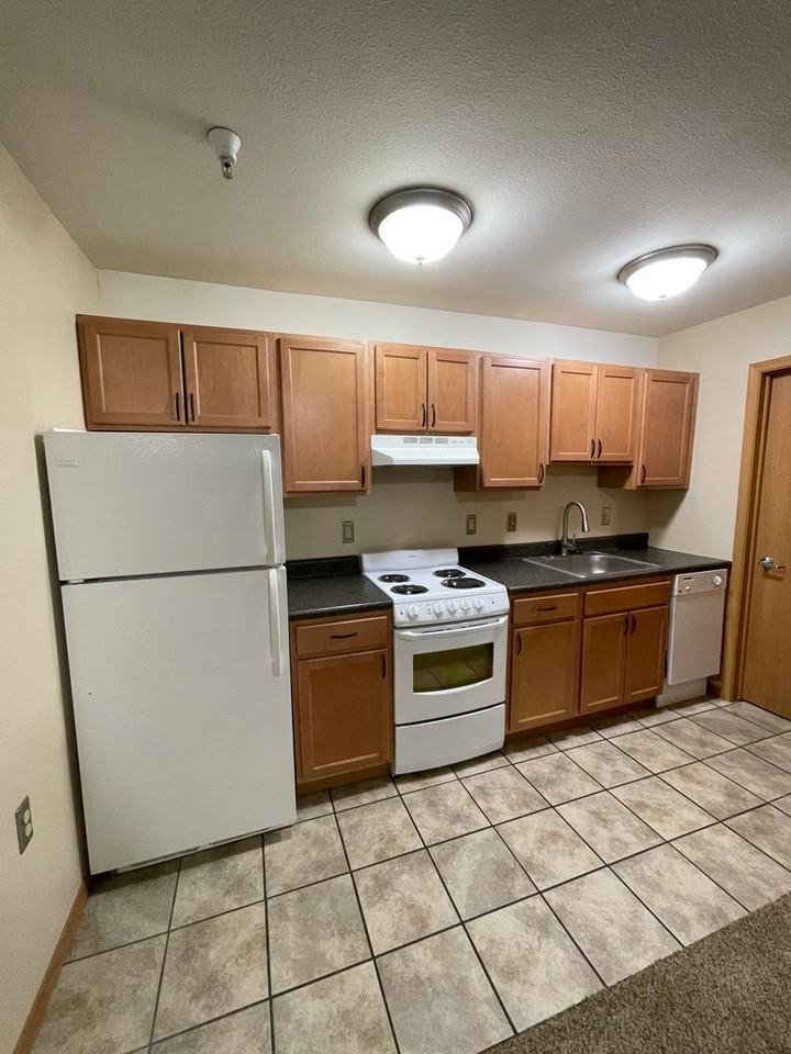Springbrook Apartments - Photo 3 of 44