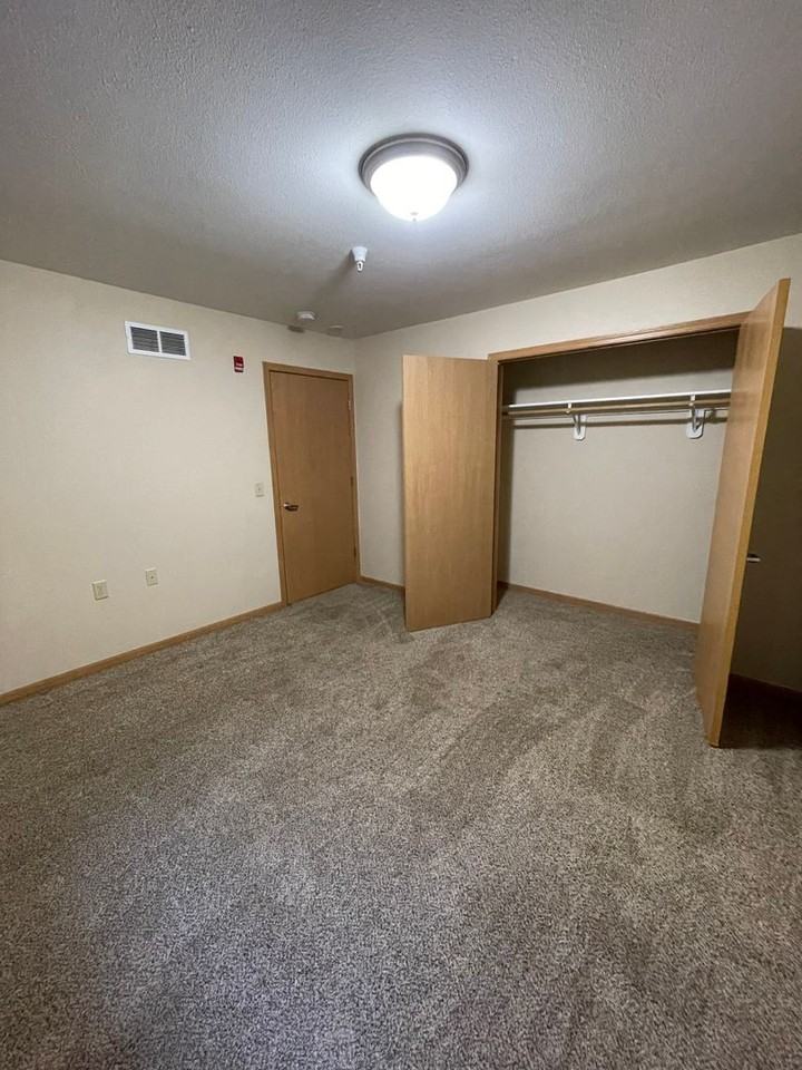 Springbrook Apartments - Photo 7 of 44