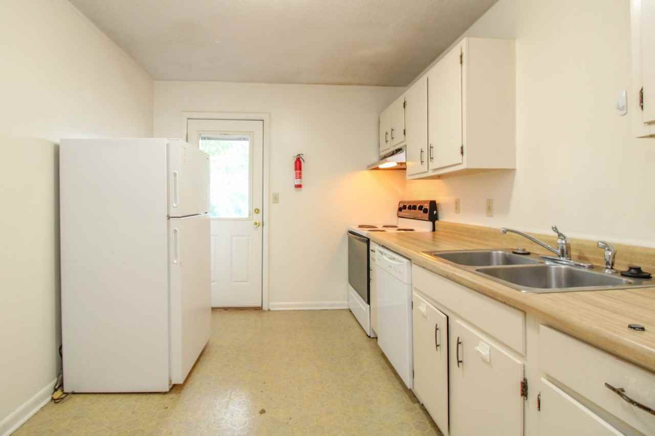 1612 Anthony St. - Photo 4 of 10