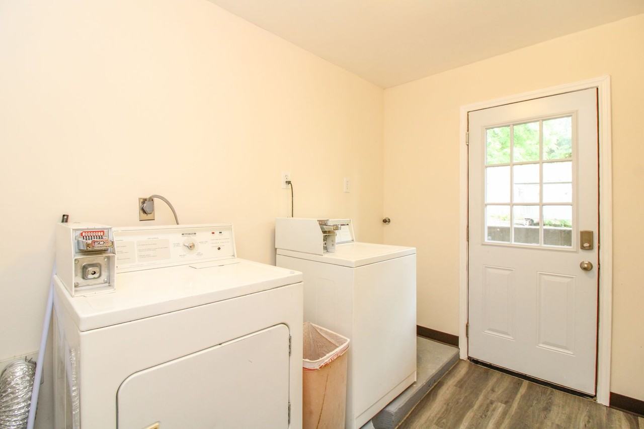 1612 Anthony St. - Photo 6 of 10