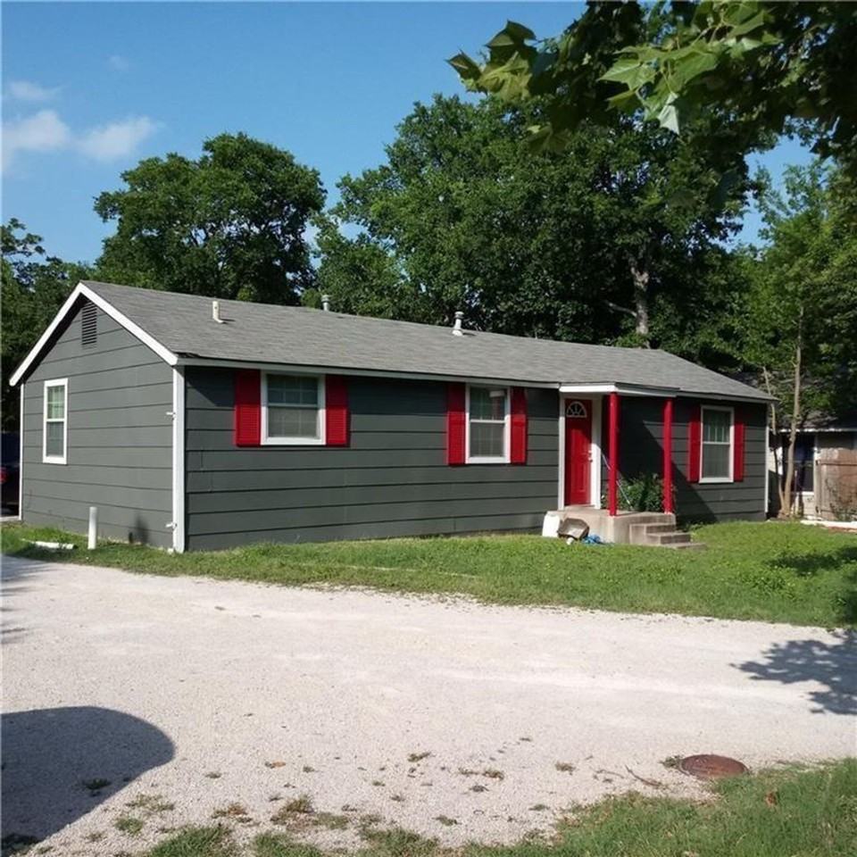 608 1/2 Genard St - Photo 2 of 21