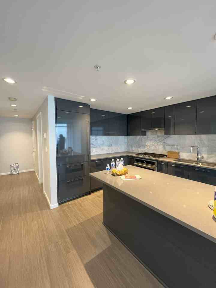 6700 Dunblane Avenue #3106