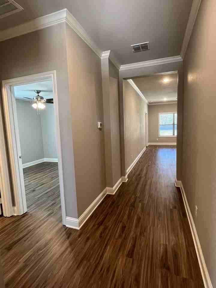 Country Heights - Photo 3 of 44