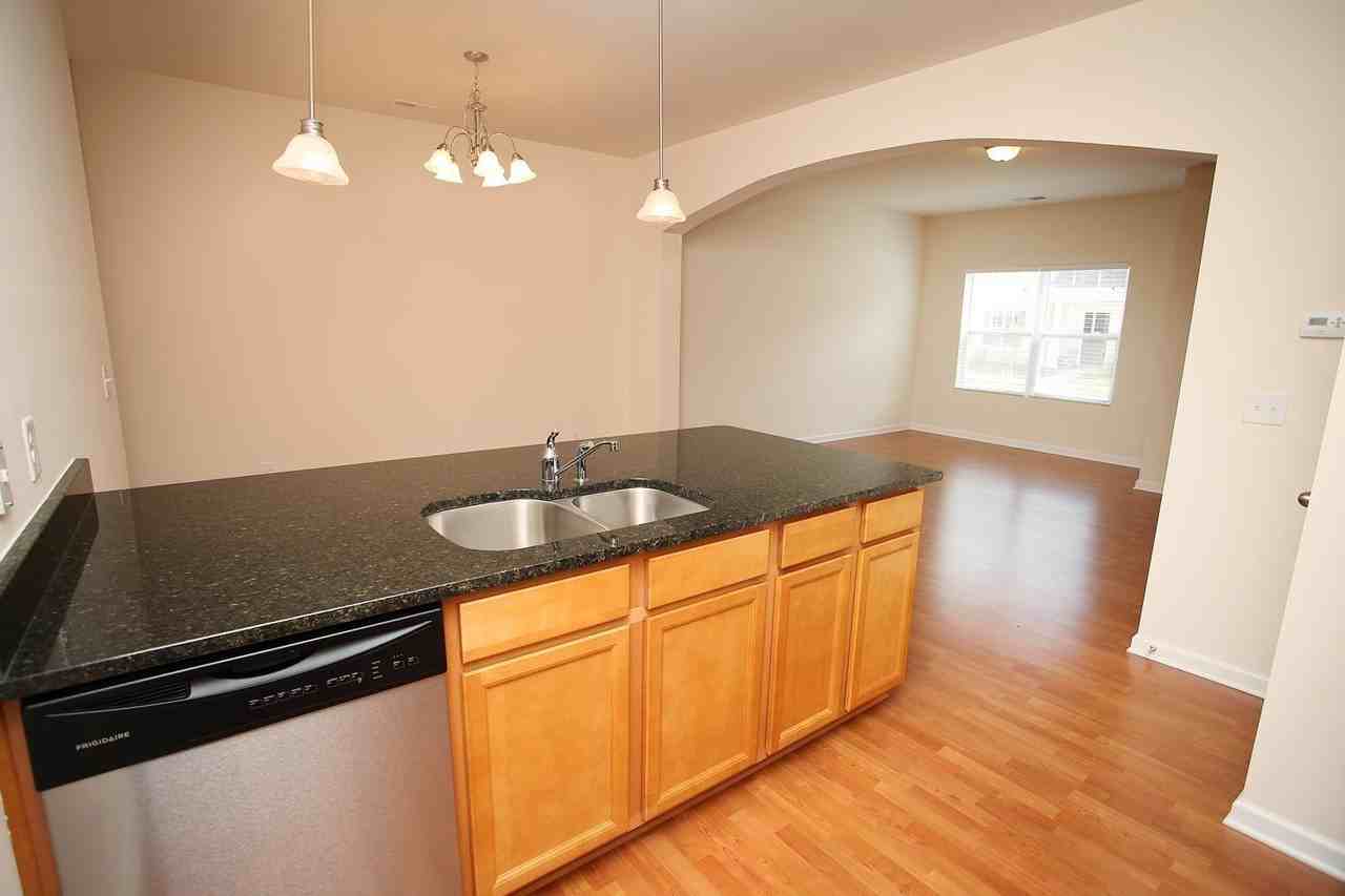 268 Liverpool Rd - Photo 3 of 7