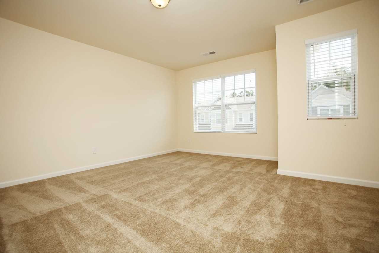 268 Liverpool Rd - Photo 5 of 7