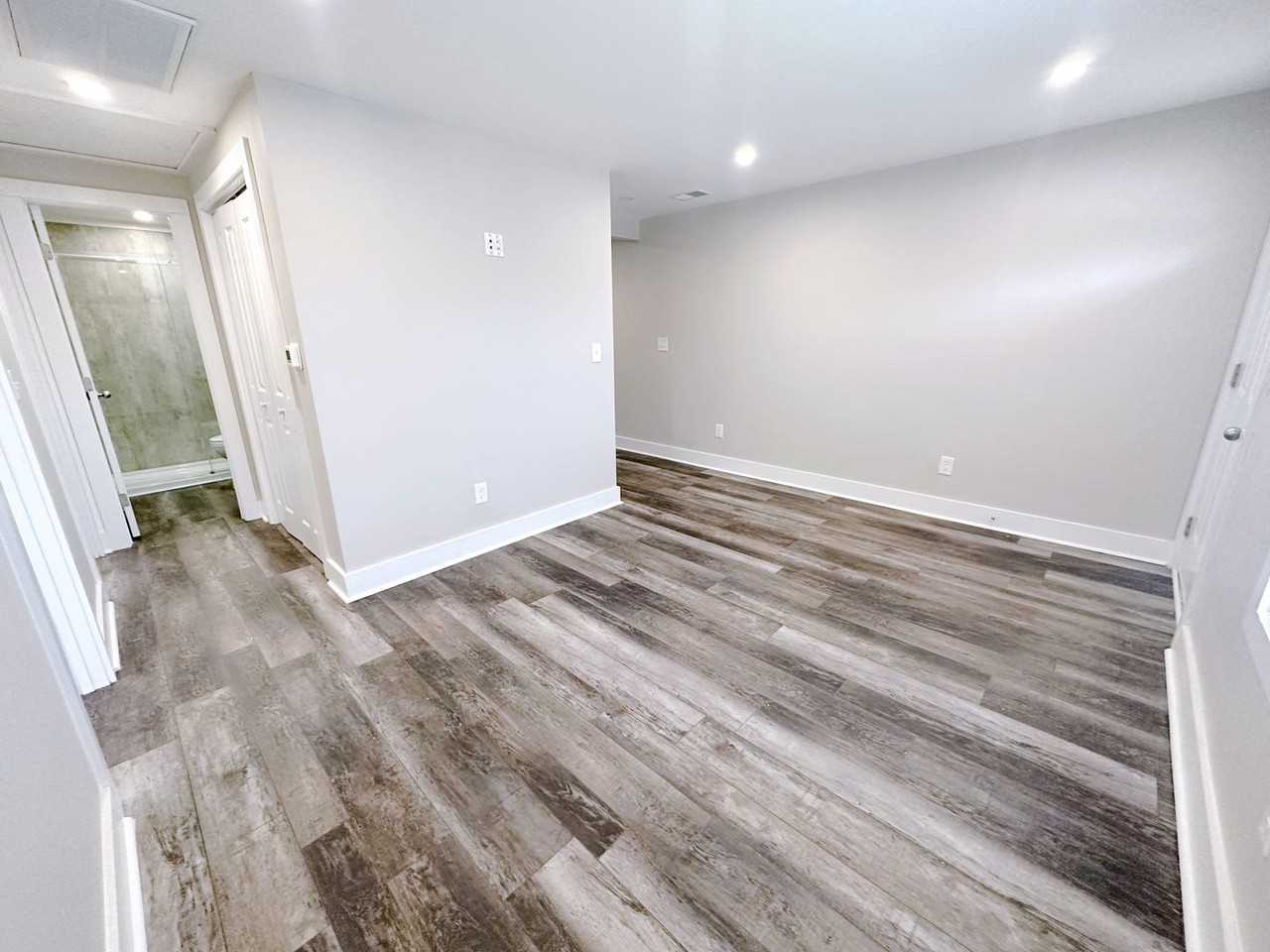 419 419 Price Ave - 419 Price Ave #B - Photo 5 of 17