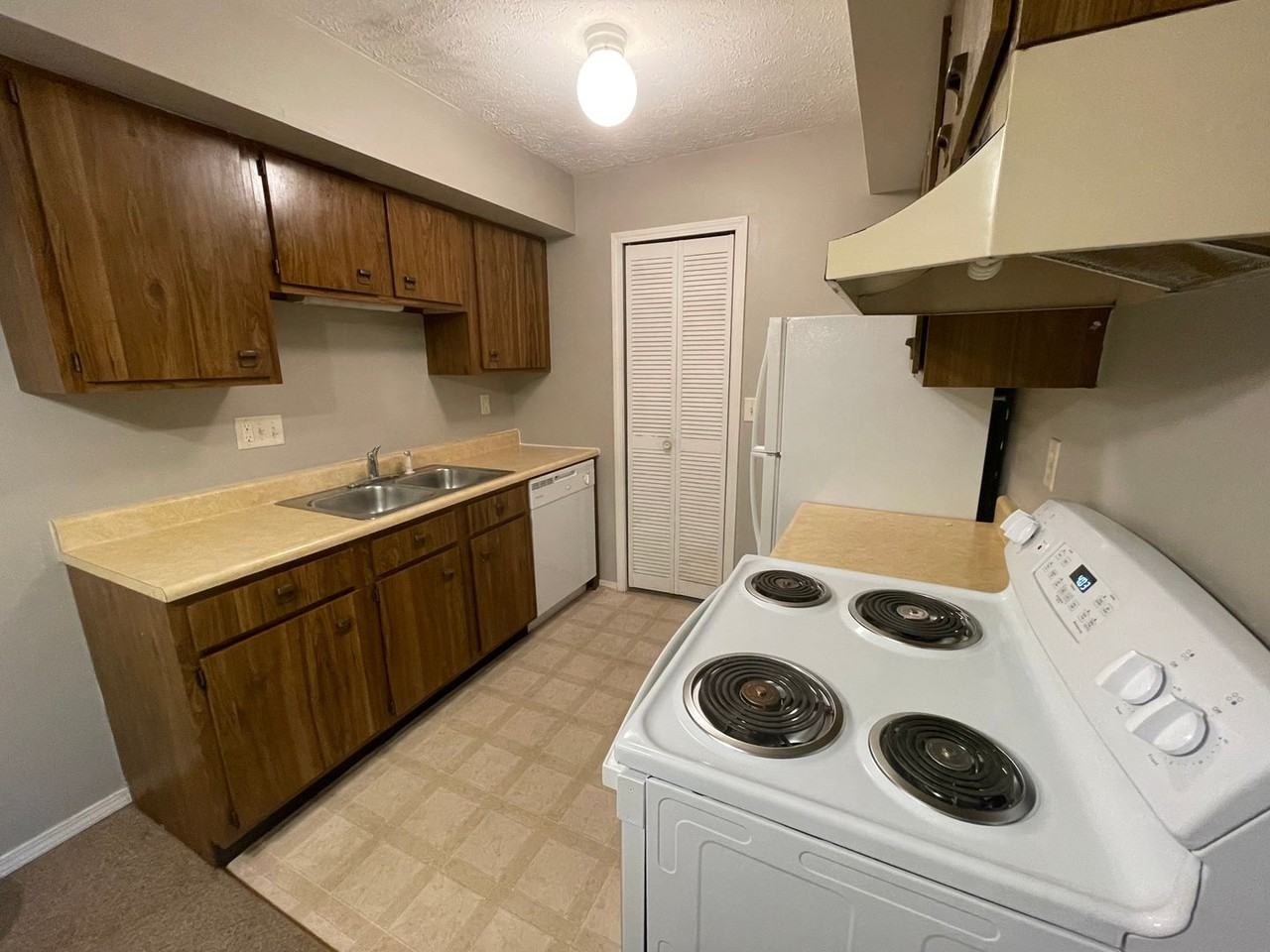 Ironwood - Photo 2 of 9