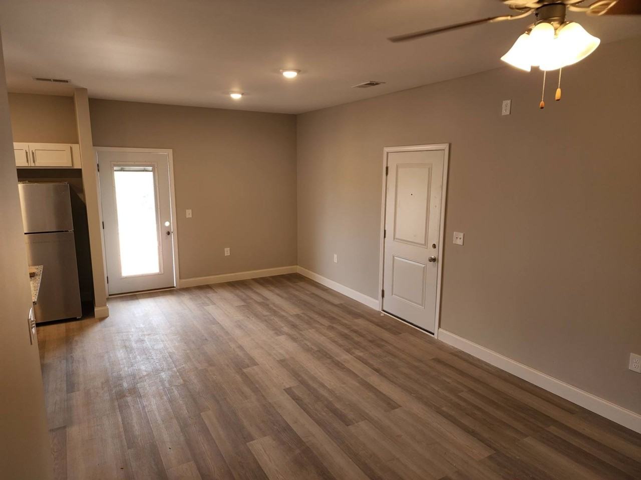 2 Bed 2 Bath - Photo 7 of 7